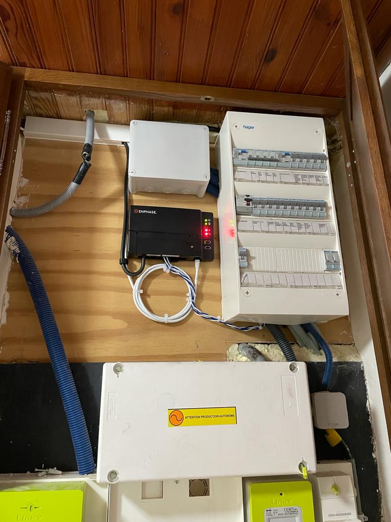 Solar installation photograph